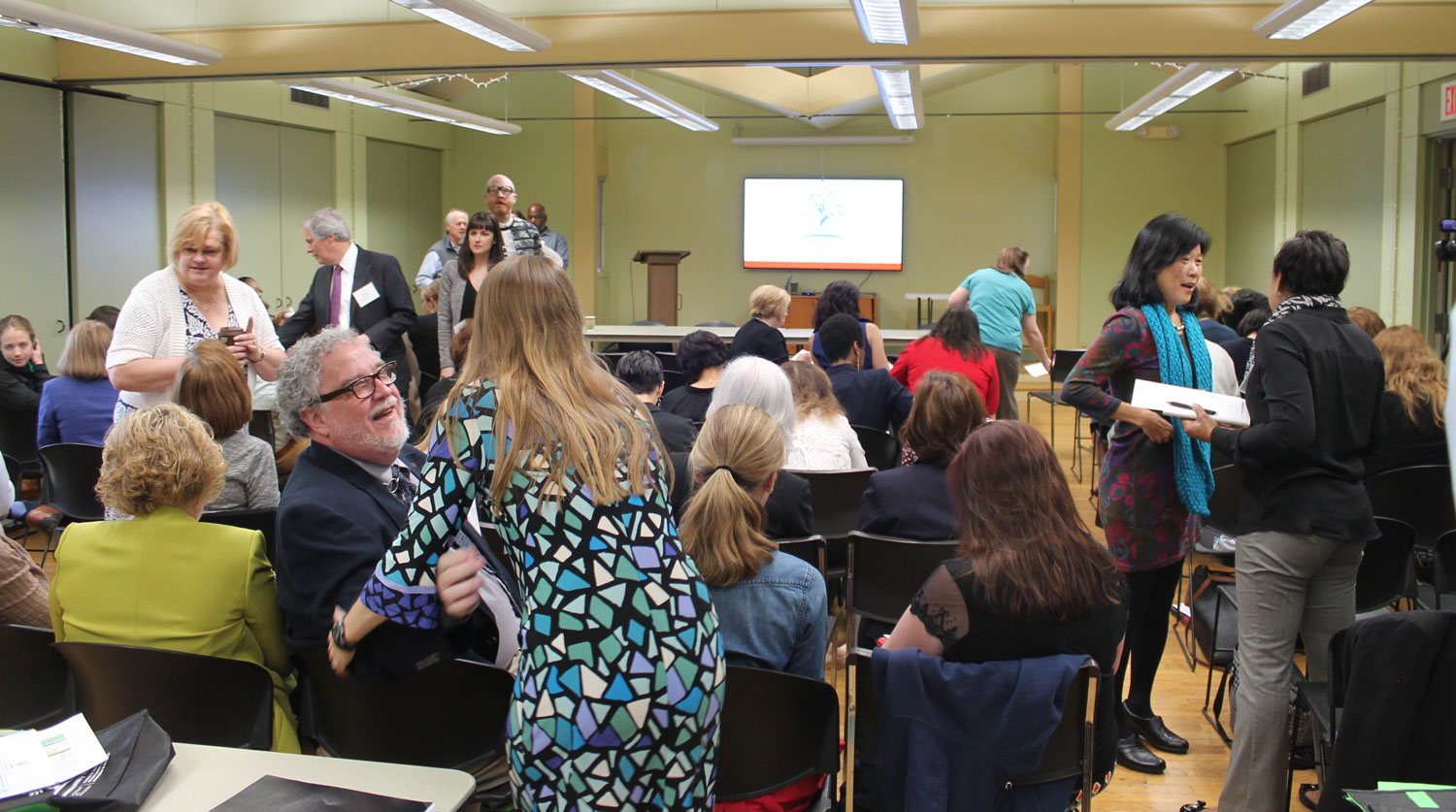 Team Cincinnati Conference room full of people